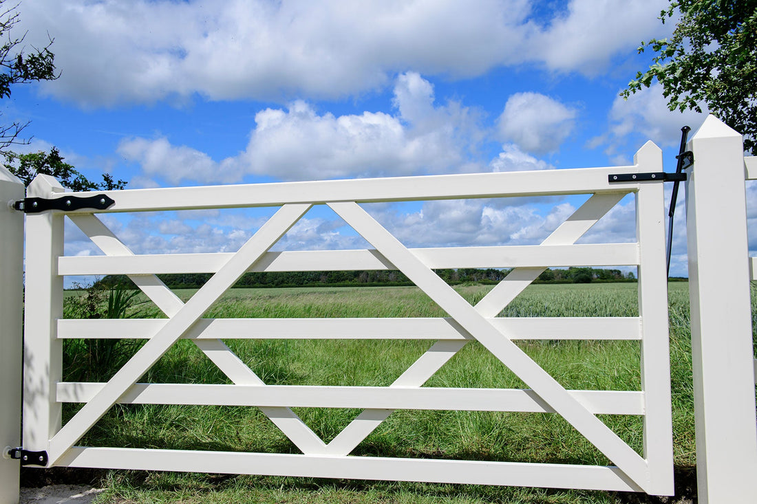 Frost White Single Gate